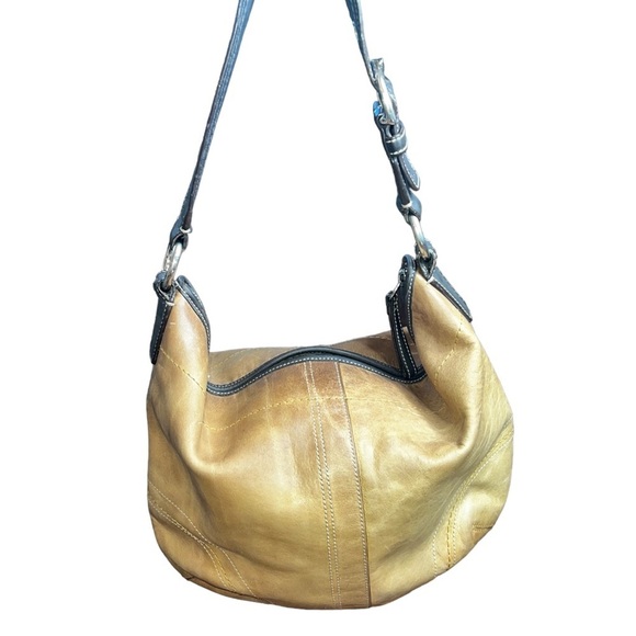 ▶️ Coach ◀️ SOHO Large HOBO F10907 - Picture 11 of 17
